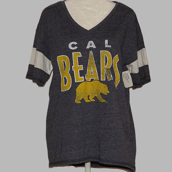 NWT Fanatic Women's California Golden Bears V-Neck T-Shirt Size M (C206) - Picture 2 of 6